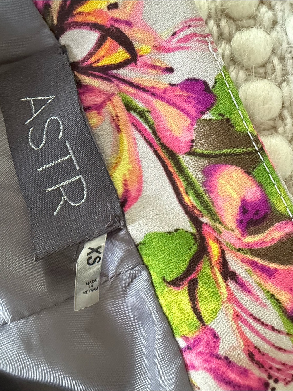 Astr Pink Purple Floral Print Scarf - Picture 3 of 9